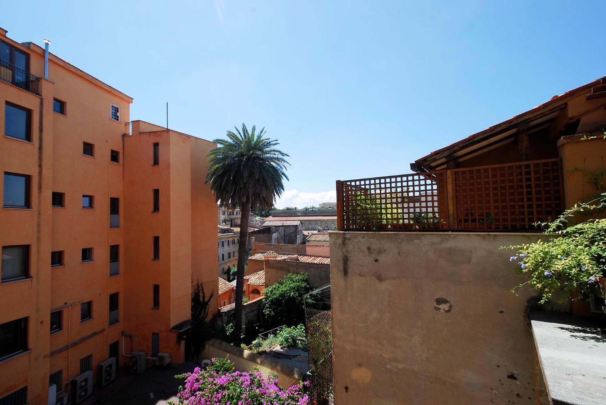 Crispi Relax Apartment Rome Bagian luar foto
